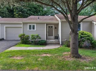 Spring Lake Village, Southington, CT 06489