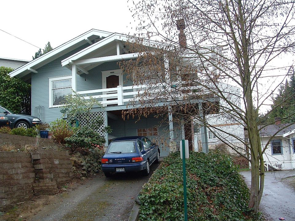 406 Ivy Street