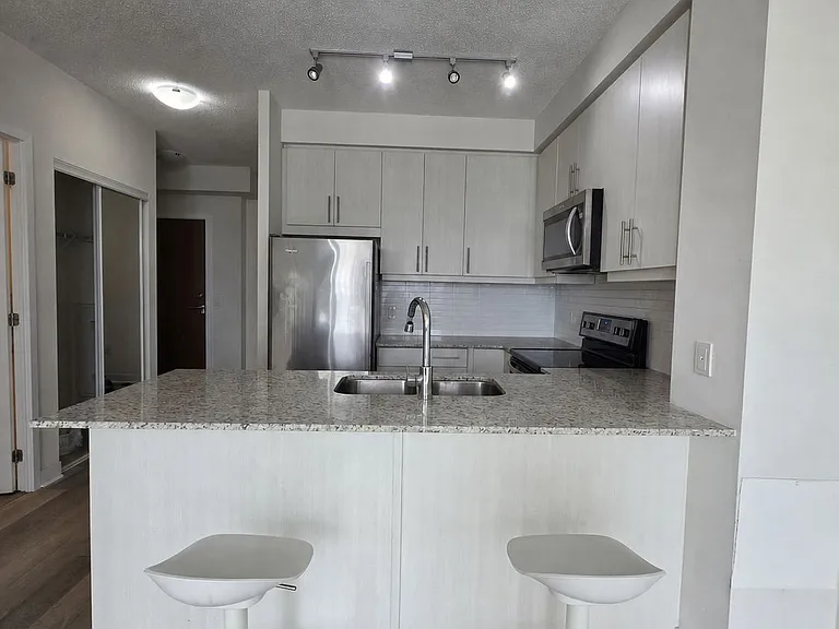 3975 Grand Park Dr #901 — Photo 5