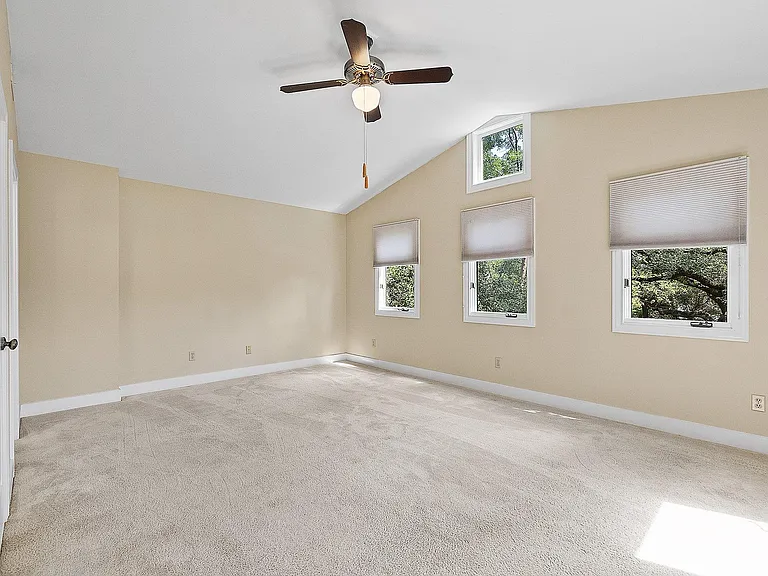 1700 Virginia Ave — Photo 15