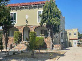 1427 S Chapel Ave, Alhambra, CA