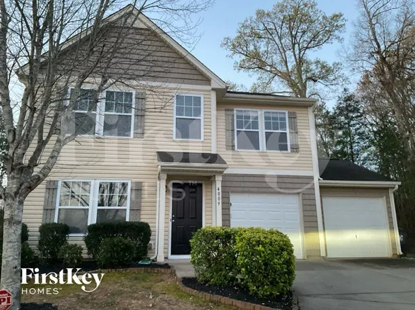 4009 Egrets Nest Ct, Mount Holly, NC 28120
