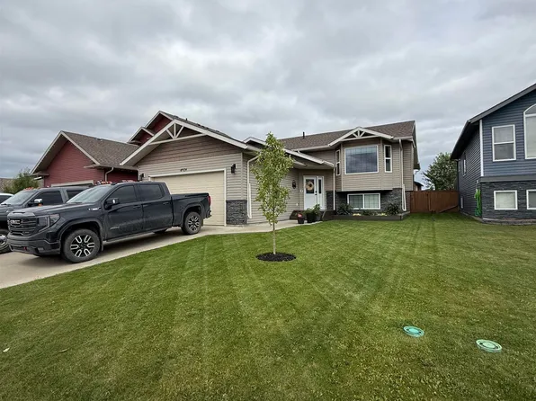 4926 58th Ave, Cold Lake, AB T9M 0E7