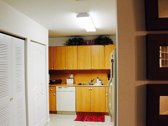 3rd image of 10921 NW 88th Ter #0000
