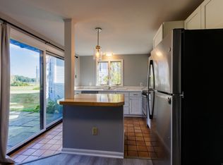 20 River St, Guilford, CT 06437
