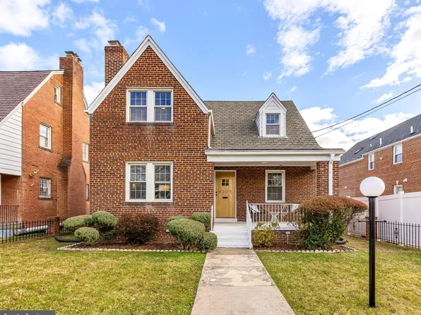 4205 20th St NE, Washington, DC 20018