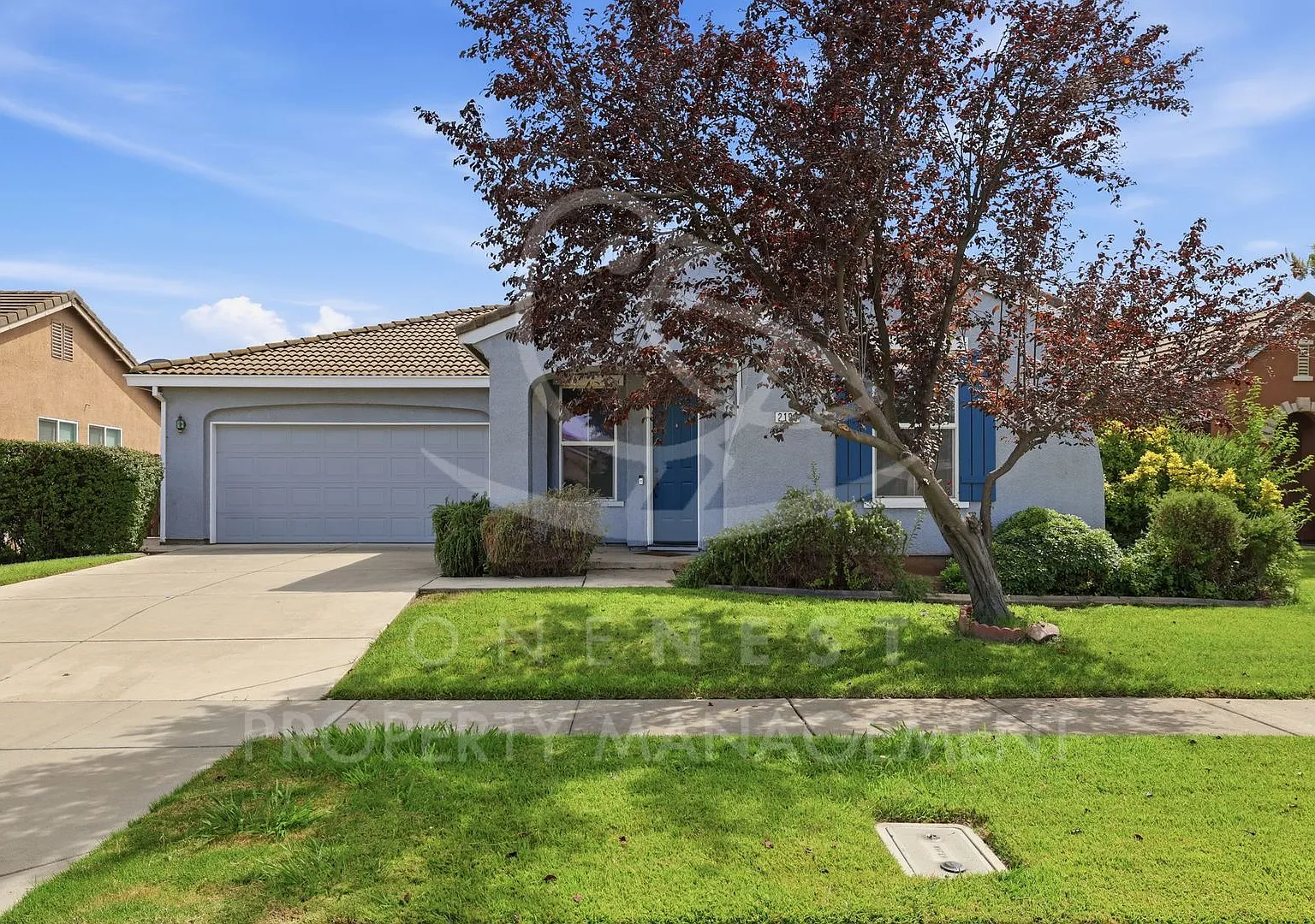 charming bungalow-style 3-bedroom, 2-bathroom single-level home in Olivehurst — Photo 1