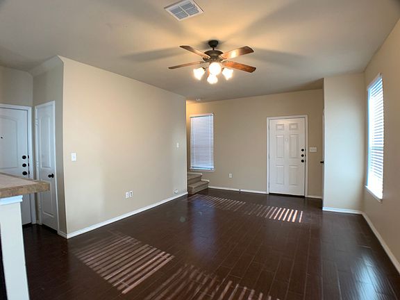3rd image of 1140 Brown Rock Dr