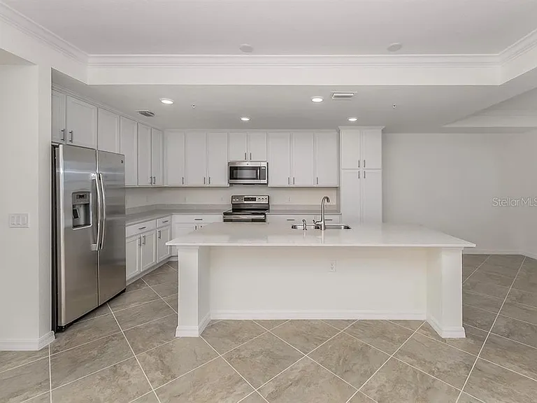 920 Tidewater Shores Loop #307 — Photo 12