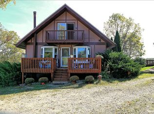 15975 Old Galena Trl, Mount Carroll, IL 61053