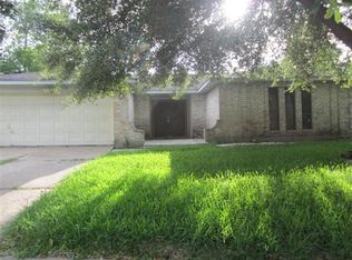 11907 Paramount Ln, Houston, TX 77067