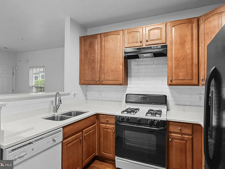 13 River Ln — Photo 11