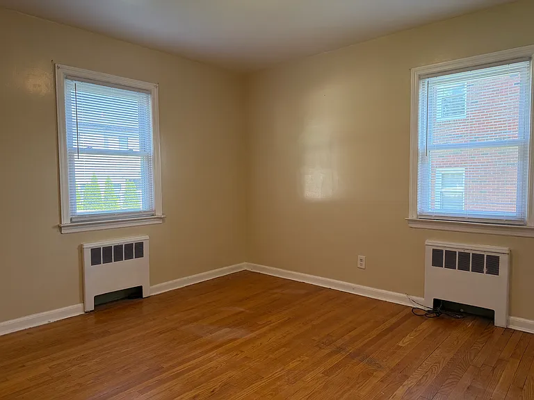 805 Harvard Pl — Photo 12