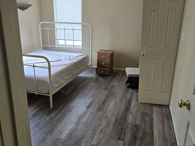 1606 Cedar St #B — Photo 3