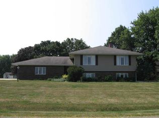 535 W Main St, Good Hope, IL 61438