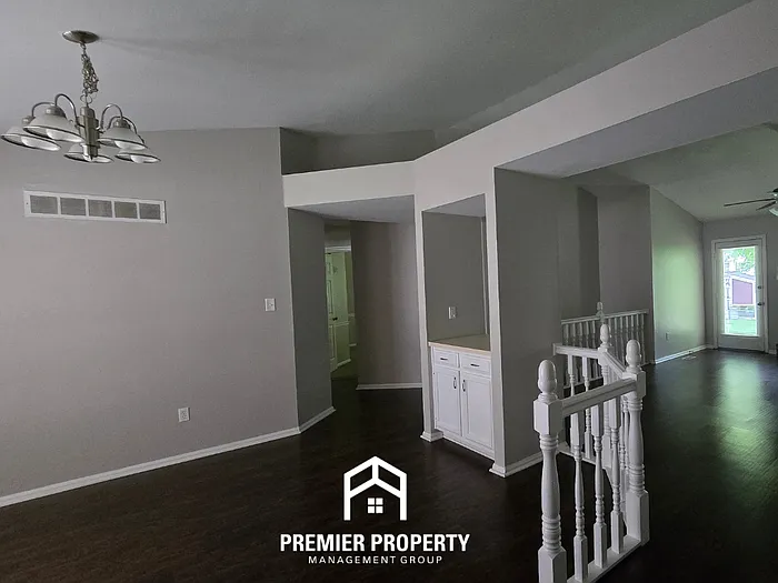 3 bed, 2.0 bath, 1632 sqft, $1,950 — Photo 4