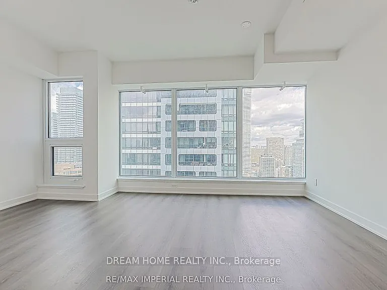8 Wellesley St W #4907 — Photo 10