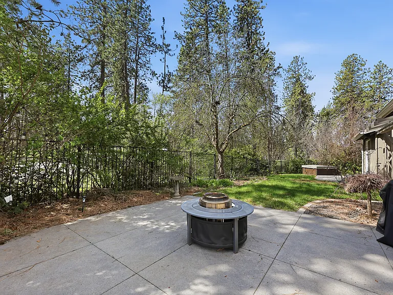 4328 S Perry St — Photo 19