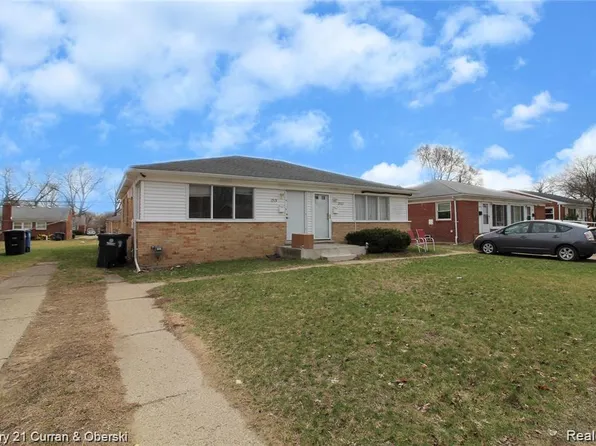1923-1919 Stieber St, Westland, MI 48186