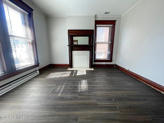 2nd image of 1109 E Kentucky St #3