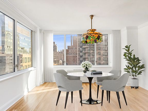 3rd image of 250 E 65th St APT 9A