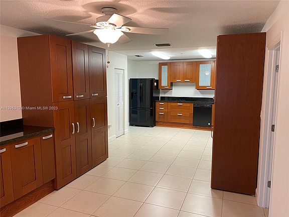 3rd image of 7540 NW 15th St