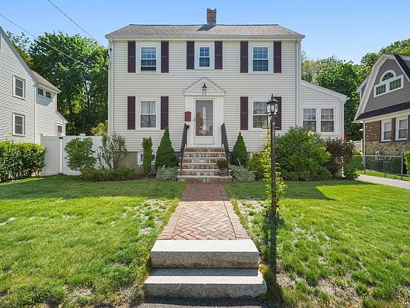 2nd image of 22 Gulliver St