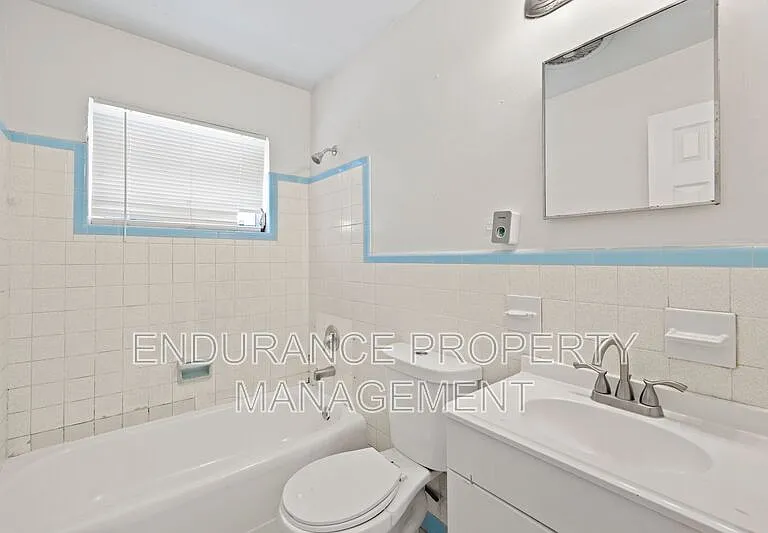 147 W 28th St — Photo 16