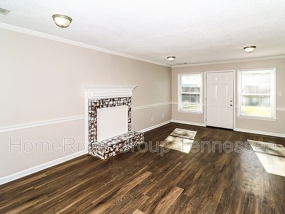 3rd image of 4677 Winter Park Dr
