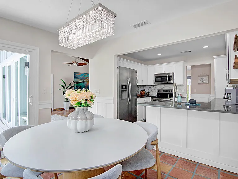 19 Pinehill Trl E — Photo 14