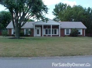 2025 Winchester Dr, Indianapolis, IN