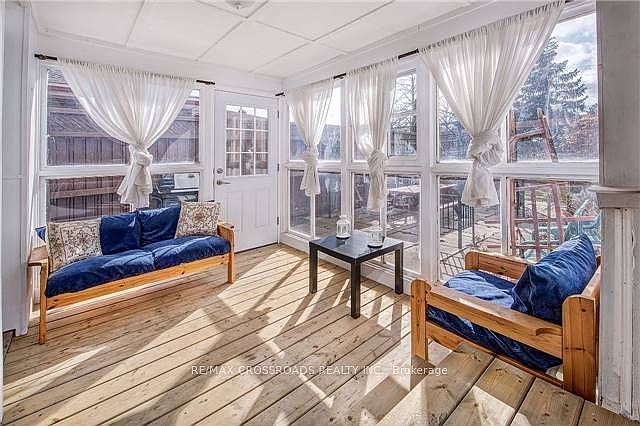 2nd image of 25 Glebe Cres