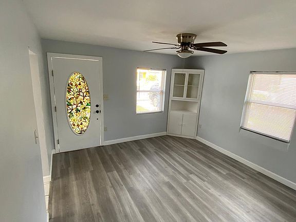 4th image of 1142 W 31st St