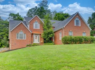 5816 Attleboro Dr, Powell, TN 37849
