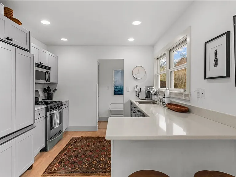 15 Boxwood St — Photo 21