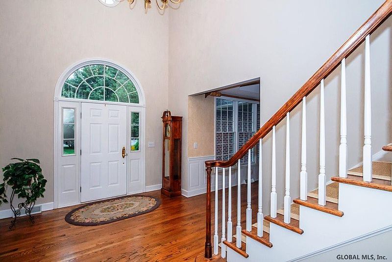 3rd image of 319 PAPA Place