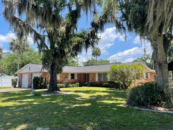 537 NW 9th Ave, Crystal River, FL 34428