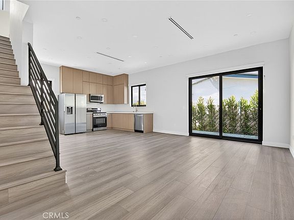4th image of 7607 Greg Ave