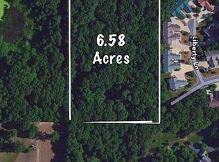 W. Woodlawn Ave, Hastings, MI 49058