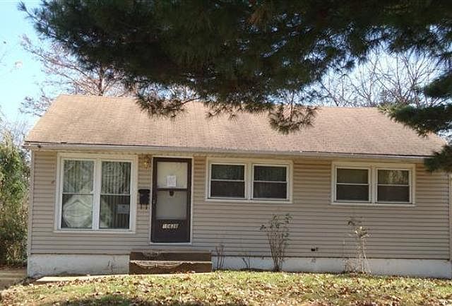 1st image of 10638 Dunkeld Cir