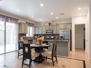 7401 Longhorn Lodge Ave, Las Vegas, NV 89113