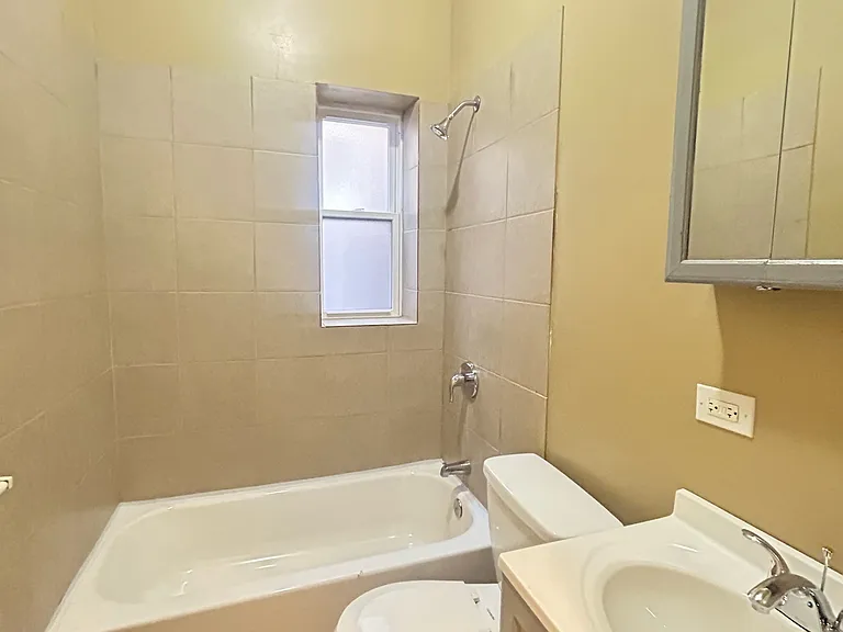 7836 S Emerald Ave #2 — Photo 5