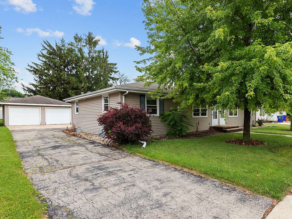 1st image of 594 Linda Ct