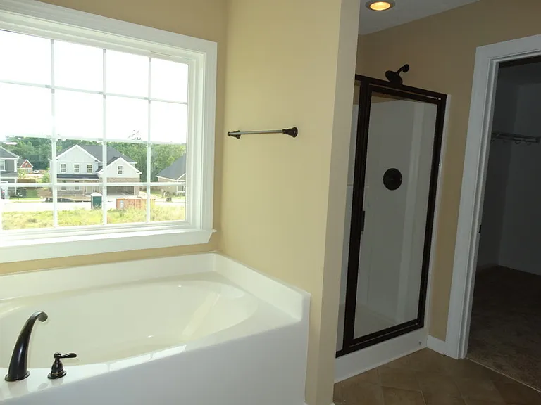 1033 Ardrey Cir — Photo 8