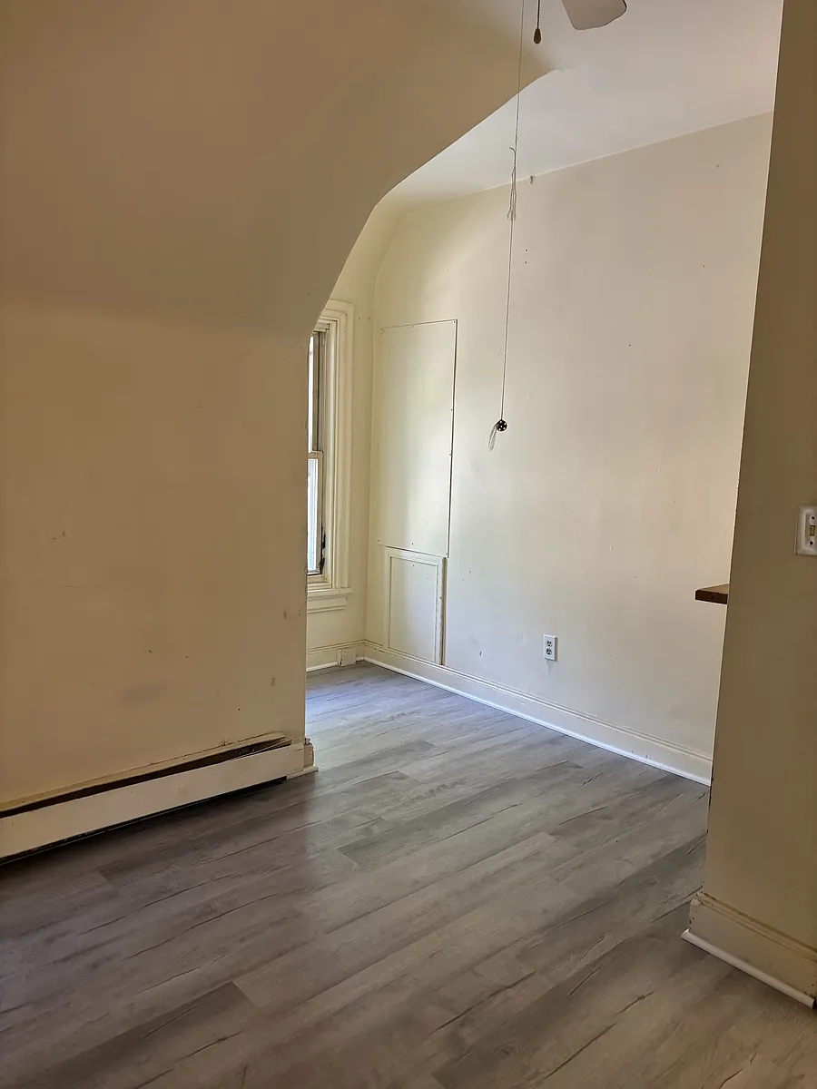 Building Photo - 524 E Lincoln Hwy #3F