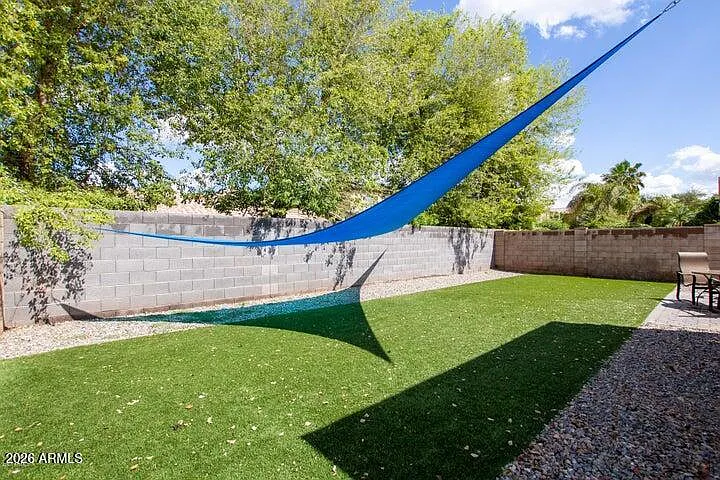 862 W Saragosa St — Photo 11