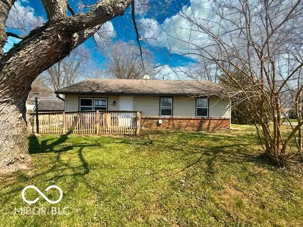 1902 Edgemont Way, Anderson, IN 46011