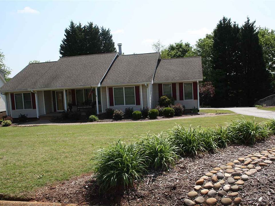 1st image of 412 Woodson Ct