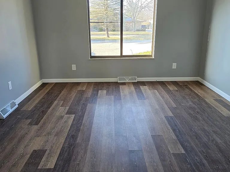 6226 Normandy Dr — Photo 2
