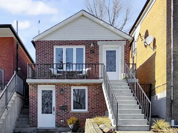 38 Donald Ave, Toronto, ON M6M 1K1